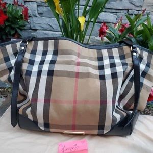 Burberry L/XL tote
